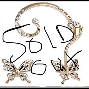 Butterfly earrings gold